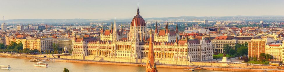 BUDAPEST Donaumetropole